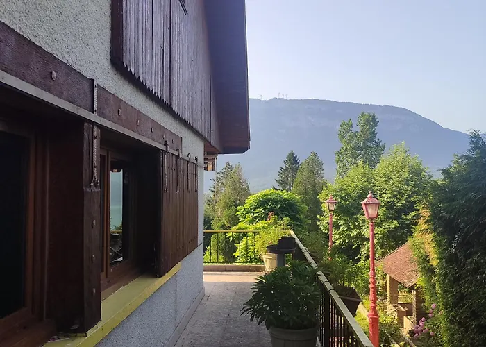 Casa de hóspedes Les Catalpas *